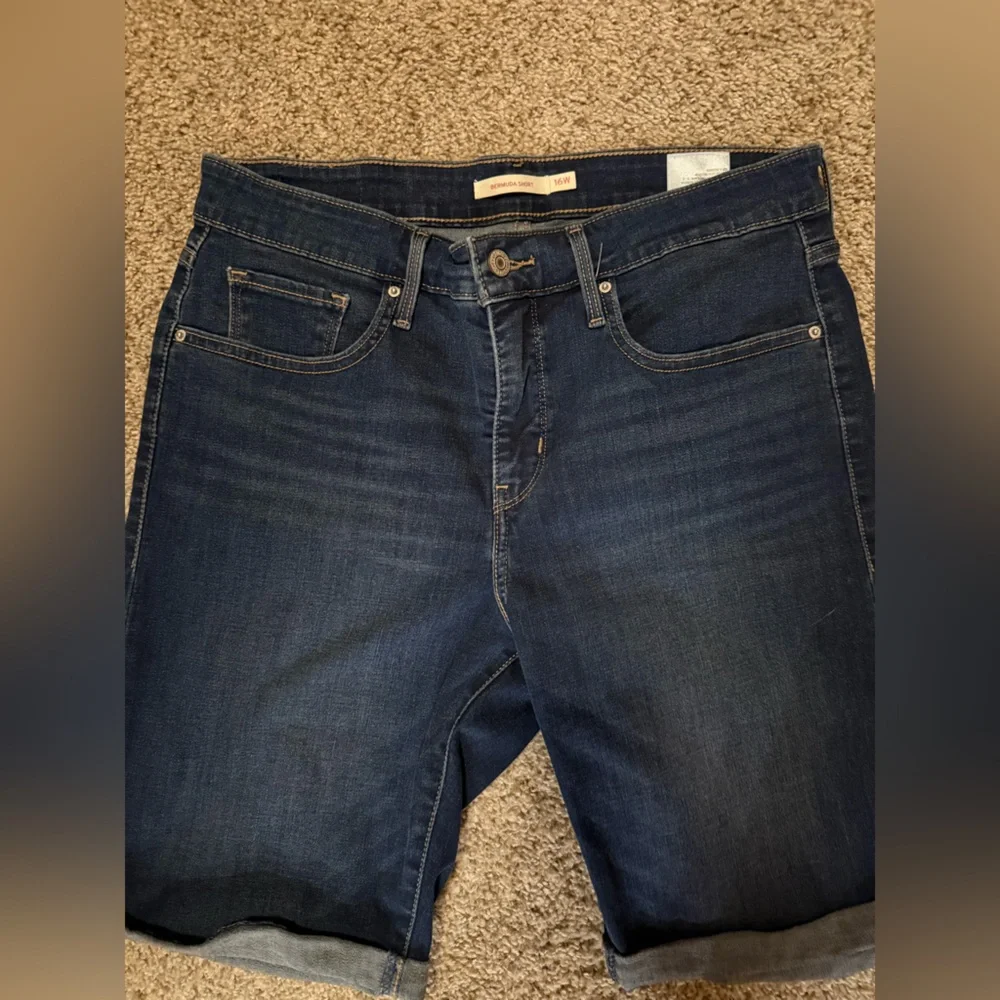 Levi Strauss Dark Blue Bermuda Shorts Size 16W Bermuda Jean Shorts NWOT - Picture 12 of 12